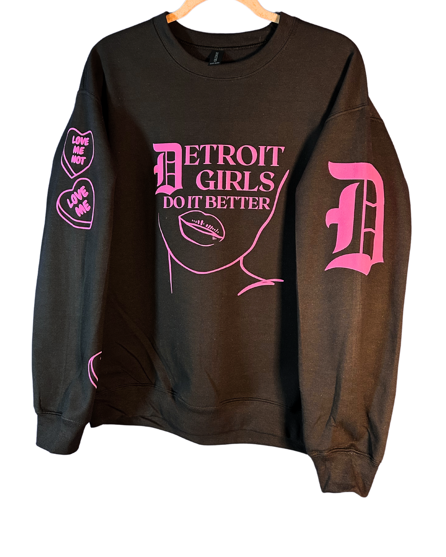 “DETROIT GIRLS DO IT BETTER” VDAY CREWNECK